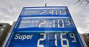 IHK sieht Wirtschaft durch teure Energie stark belastet