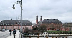 Landtagswahl in Rheinland-Pfalz: Wahlbeteiligung bis 12.00 Uhr bei rund 50 Prozent