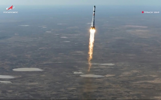 Bild vergr&ouml;&szlig;ern: Rakete vom russischen Weltraumbahnhof Baikonur ins All gestartet