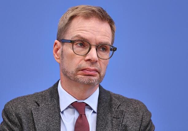 Bild vergr&ouml;&szlig;ern: Steuerzahlerbund kritisiert verkorkstes Steuersystem