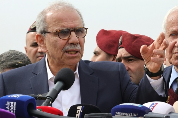 Bild vergr&ouml;&szlig;ern: Libanesischer Regierungschef: Iranische Revolutionsgarden befehligen Hisbollah