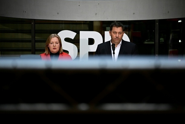 Bild vergr&ouml;&szlig;ern: Nach Wahldebakel in Mainz: SPD-Spitze setzt auf Reformen statt Personaldebatten