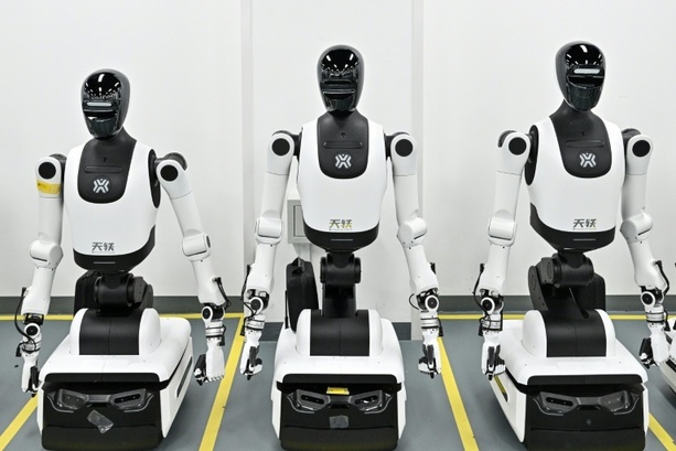 Bild vergr&ouml;&szlig;ern: DAK: KI-Chatbots erhöhen riskanten Medienkonsum bei Kindern und Jugendlichen