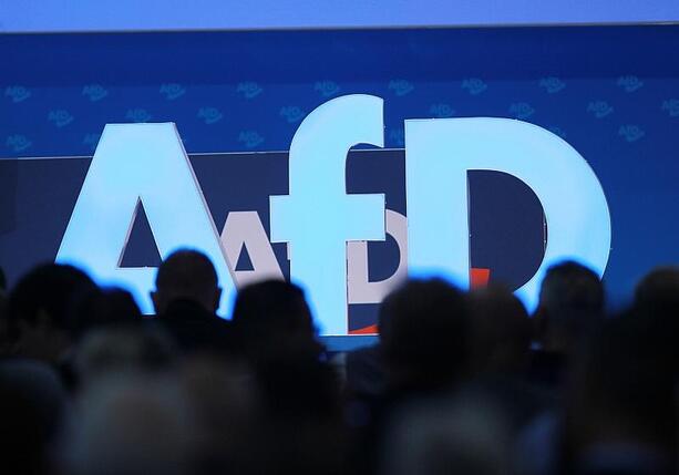 Bild vergr&ouml;&szlig;ern: AfD-Vorstand zieht Ausschlussantrag gegen Jugendfunktionär zurück
