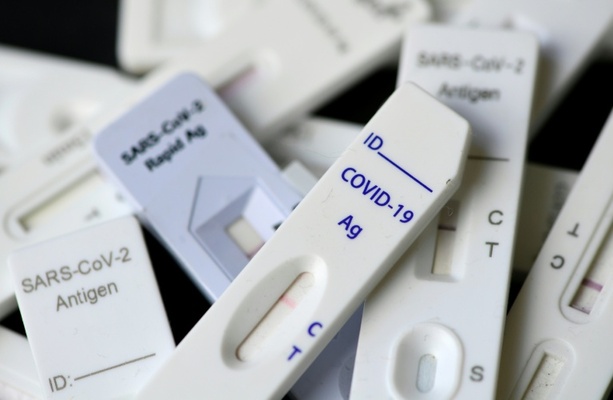 Bild vergr&ouml;&szlig;ern: Millionenbetrug mit Coronatests: Baden-Württemberger zu mehrjähriger Haft verurteilt