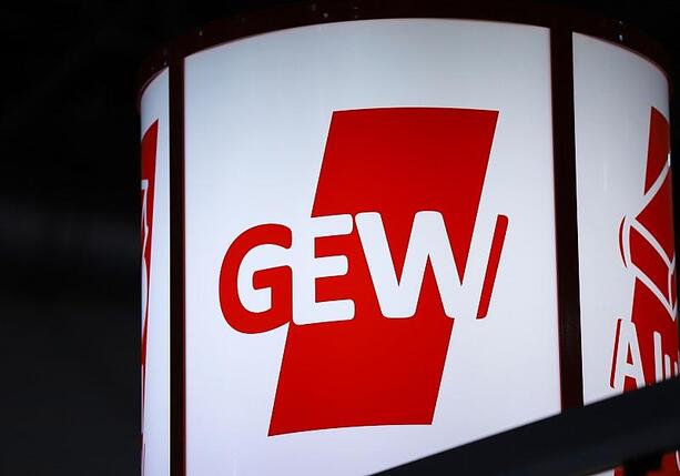 Bild vergr&ouml;&szlig;ern: Gewerkschaft warnt vor Ende der Verbeamtung für Lehrkräfte