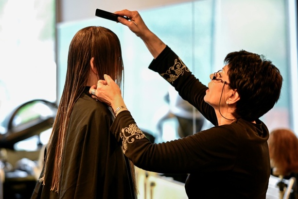 Bild vergr&ouml;&szlig;ern: Beschäftigte in Ausbildungsberufen im Handwerk verdienen oft unterdurchschnittlich