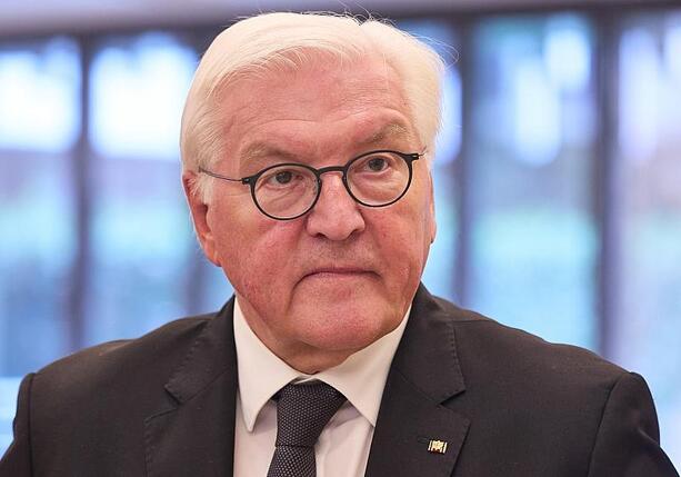 Bild vergr&ouml;&szlig;ern: SPD nimmt Steinmeier gegen Angriffe aus Union in Schutz