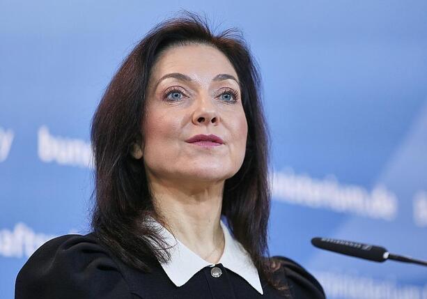 Bild vergr&ouml;&szlig;ern: Wirtschaftsministerium: Reiche rüttelt nicht an Klimazielen