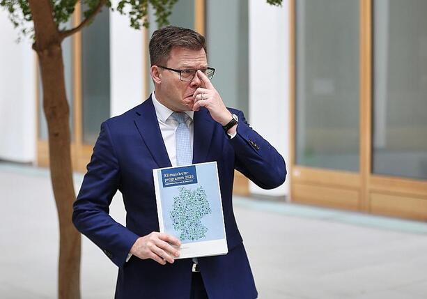 Bild vergr&ouml;&szlig;ern: Fridays for Future kritisiert Klimaschutzprogramm