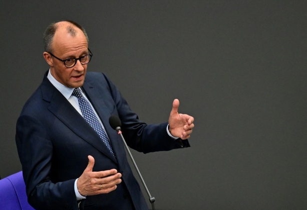 Bild vergr&ouml;&szlig;ern: Merz verteidigt Streichung von Mitteln für Demokratieförderung