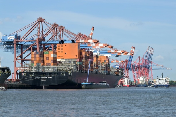 Bild vergr&ouml;&szlig;ern: Ifo-Umfrage: Deutsche Exportwirtschaft erwartet sinkende Ausfuhren