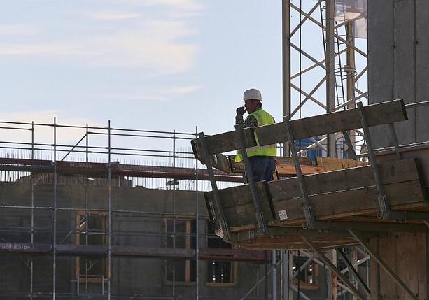 Bild vergr&ouml;&szlig;ern: Hubertz: Gebäudetyp-E-Gesetz soll 2026 verabschiedet werden