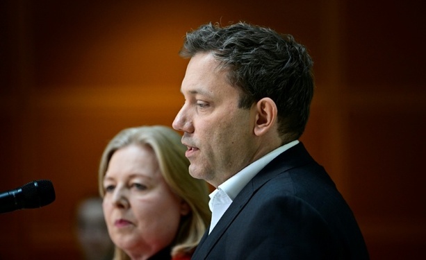 Bild vergr&ouml;&szlig;ern: Klingbeil fordert vor SPD-Krisentreffen Schulterschluss und Reformbereitschaft