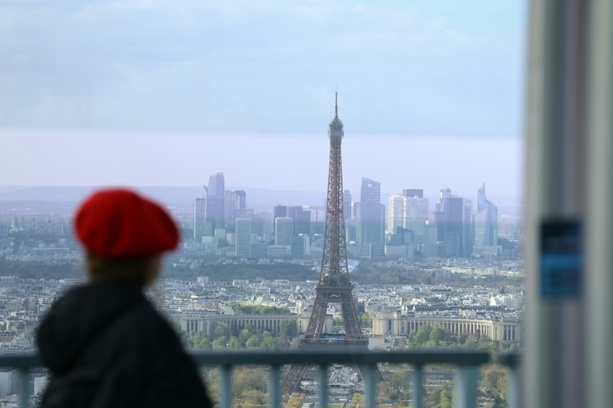 Bild vergr&ouml;&szlig;ern: Pariser Hochhaus Tour Montparnasse schließt für vier Jahre
