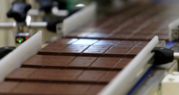 Diebe stehlen fast zehn Tonnen Schokolade und Gebäck in Nordrhein-Westfalen