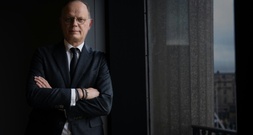 Umfragen: Französischer Ex-Premier Philippe könnte Bardella besiegen