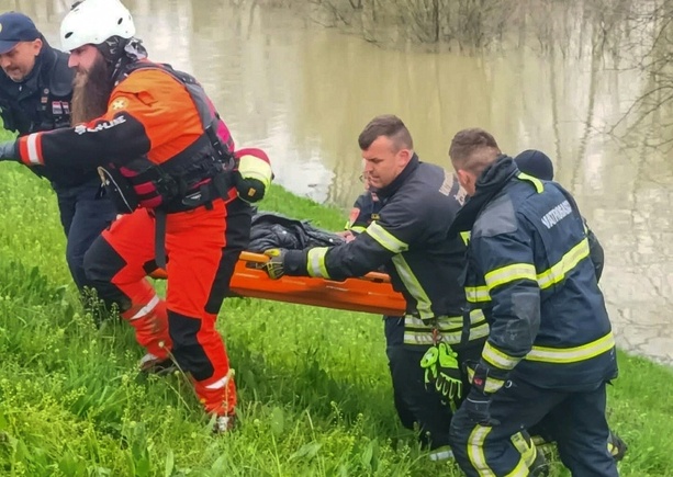 Bild vergr&ouml;&szlig;ern: Dutzende Migranten an bosnisch-kroatischer Grenze in Lebensgefahr geraten