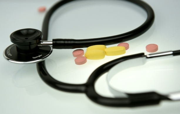 Bild vergr&ouml;&szlig;ern: Behandlung von Long-Covid: Bestimmte Wirkstoffe künftig Kassenleistung