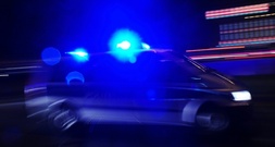 Kraftstoff ausgegangen: Autofahrer wird auf A7 von Lkw erfasst und stirbt