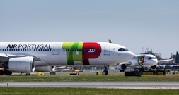 Lufthansa und Air France-KLM bieten um portugiesische Airline TAP