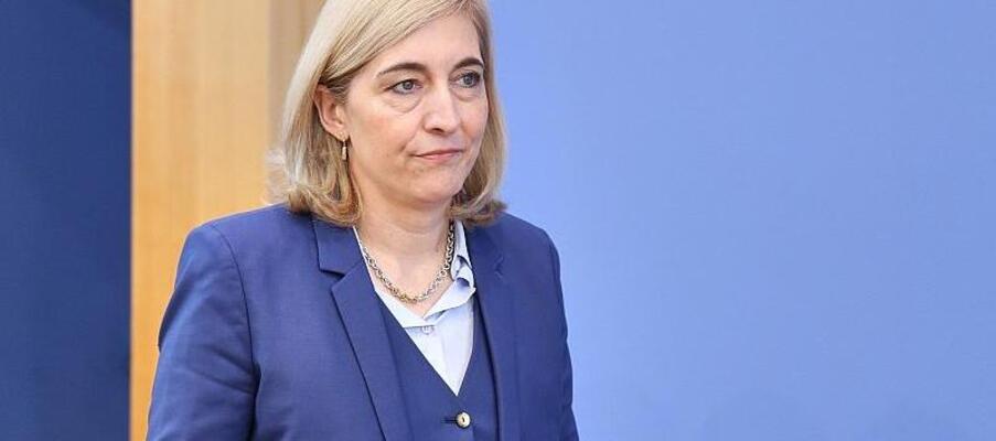 Warken für Steuerfinanzierung von Bürgergeld-Gesundheitskosten