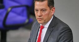 Fechner bezweifelt Genehmigungspflicht für Auslandsaufenthalte