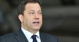 Klingbeil lädt Wirtschaft und Gewerkschaften zu Krisengipfel