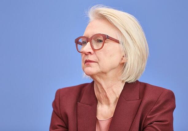 Bild vergr&ouml;&szlig;ern: Schnitzer rechnet mit niedrigeren Spritpreisen in einigen Tagen