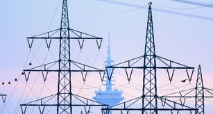 Industrieproduktion im Februar stabil - Einbußen im Baugewerbe