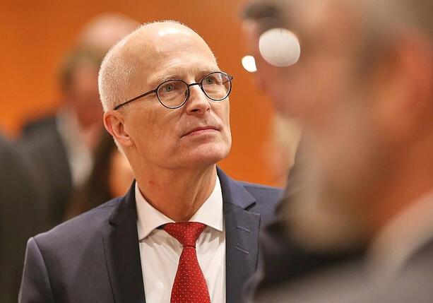 Bild vergr&ouml;&szlig;ern: Energiepreis-Entlastung: Tschentscher drängt auf Sonder-MPK