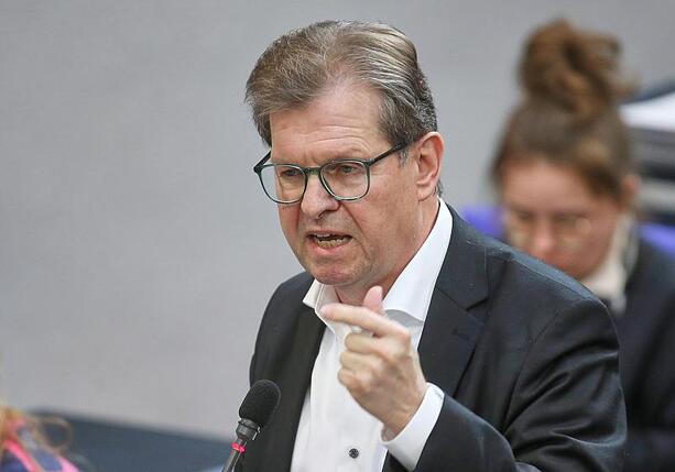 Bild vergr&ouml;&szlig;ern: Stegner kritisiert irrlichternde Haltung Trumps im Irankrieg