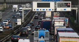 Spritpreiskrise: 51 Prozent der Deutschen für zeitlich begrenztes Tempolimit