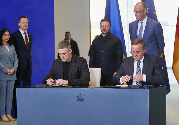 Bild vergr&ouml;&szlig;ern: Berlin und Kiew vereinbaren Austausch digitaler Gefechtsdaten