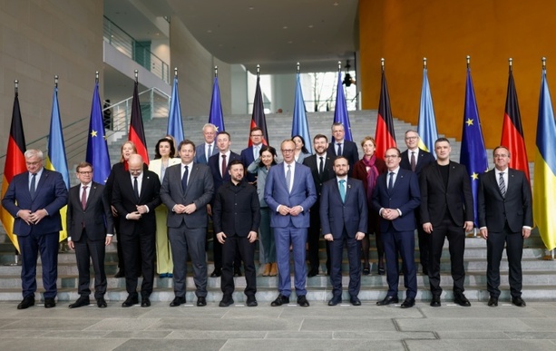 Bild vergr&ouml;&szlig;ern: Drohnen und Aufbauhilfe: Ukraine und Deutschland schließen strategische Partnerschaft