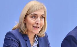 Warken stellt GKV-Sparpaket vor