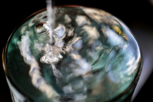 Rechtswidrige Gebühr: Gericht verbietet Wiesbadener Wassercent