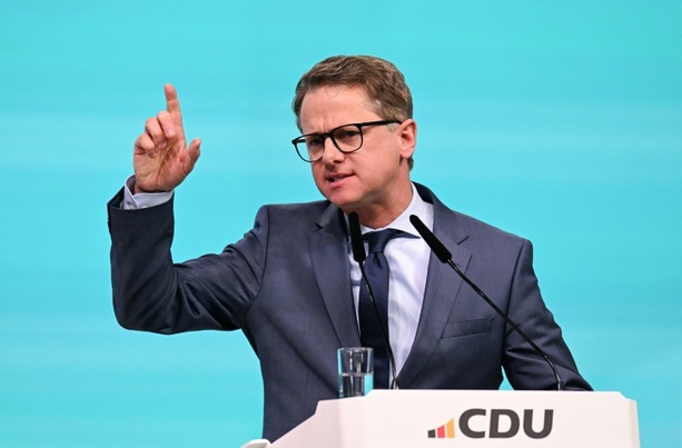 Bild vergr&ouml;&szlig;ern: CDU-Generalsekretär lehnt Entlastungsprämie für Beamte kategorisch ab