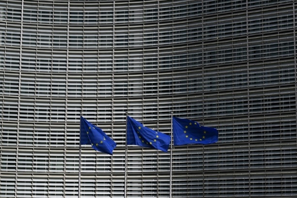 Bild vergr&ouml;&szlig;ern: Asylverfahren an der Grenze: Haft auch weiter entfernt zulässig