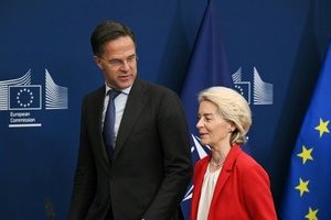 Rutte und von der Leyen wollen Rüstungsproduktion in Europa steigern