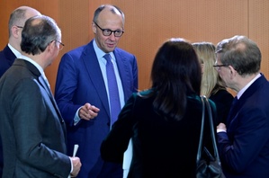 AfD erstmals stärkste Kraft im ZDF-