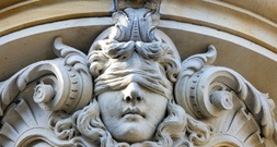 43 Jahre nach Tat: Prozess um Tötung von Sexarbeiter in Hamburg begonnen