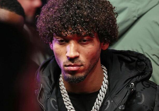 Bild vergr&ouml;&szlig;ern: Jazeek verdrängt BTS von Spitze der Album-Charts