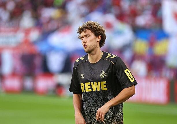 Bild vergr&ouml;&szlig;ern: Bundesliga: Später Elfmeter rettet Köln Punkt am Millerntor