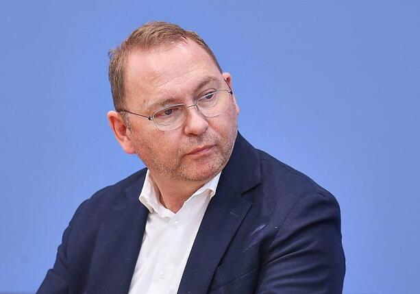 Bild vergr&ouml;&szlig;ern: Verdi bezeichnet steuerfreie 1.000-Euro-Prämie als Rohrkrepierer