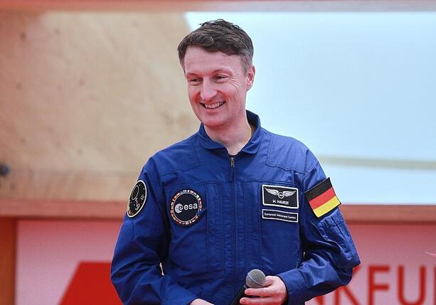 Bild vergr&ouml;&szlig;ern: Gerst oder Maurer: Erster Europäer auf dem Mond soll Deutscher sein