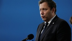 Treffen der internationalen Linken in Barcelona: Klingbeil beschwört Solidarität