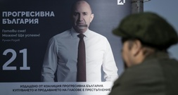 Bündnis von russlandfreundlichem Ex-Präsidenten Radew Favorit bei Parlamentswahl in Bulgarien