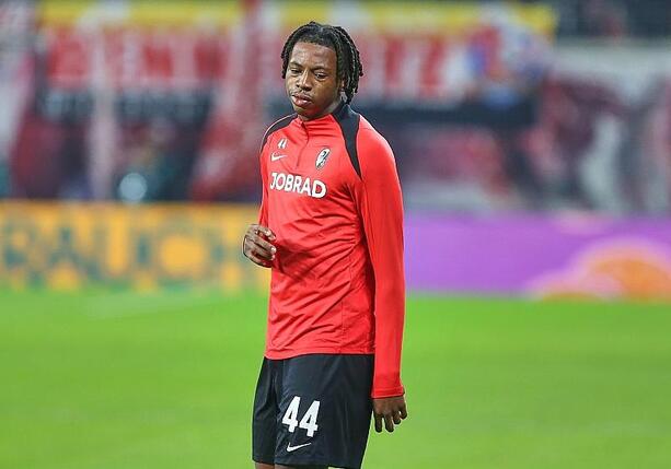 Bild vergr&ouml;&szlig;ern: 1. Bundesliga: Freiburg schlägt Heidenheim