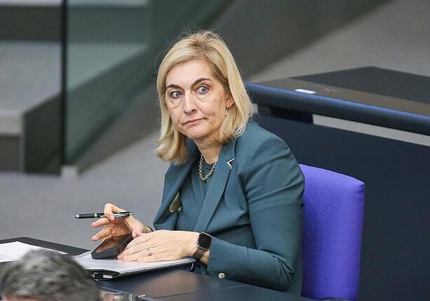 Bild vergr&ouml;&szlig;ern: Warken verteidigt Einschränkung beim Hautkrebsscreening